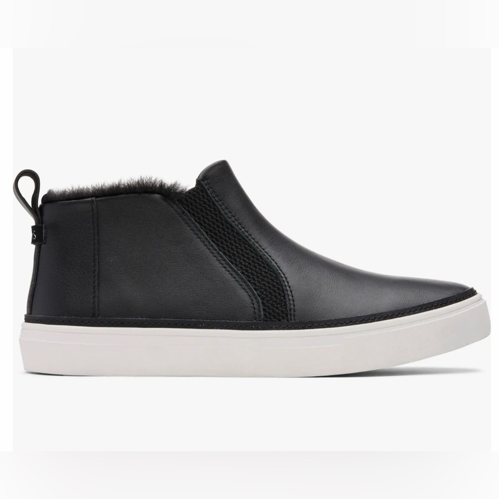 NWOT! Toms Women’s Bryce Pull-On Leather Sneakers Style Boots Size 8 Black - Picture 3 of 9